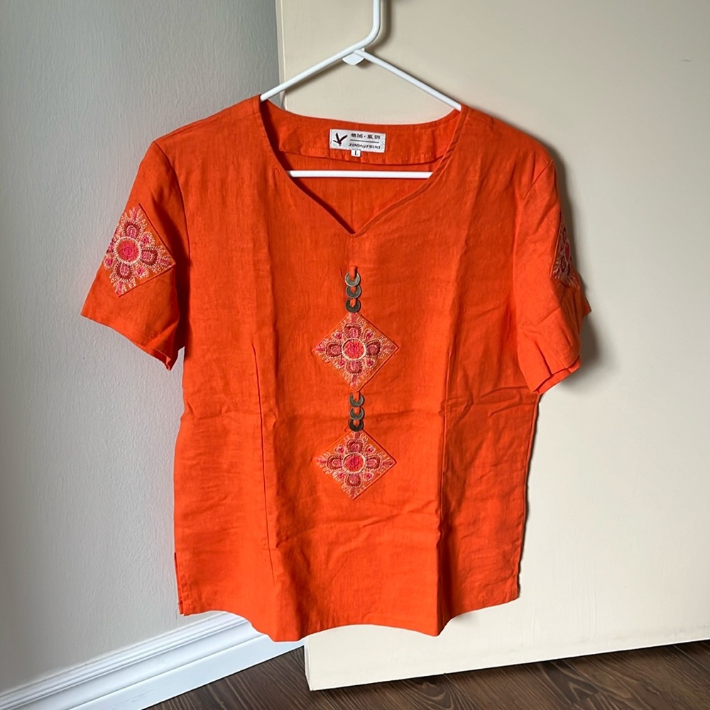 Source Unknown Orange Embroidered Short Sleeve Women’s Top